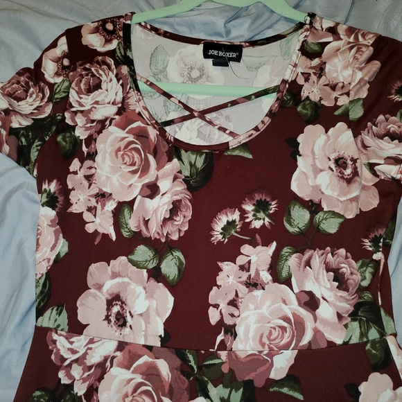 Dress - Picture 1 of 3